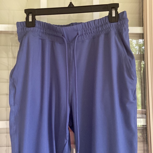 NWOT FABLETICS JOGGERS - Picture 2 of 7